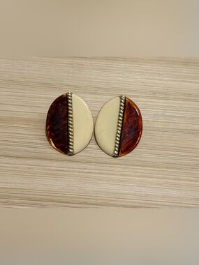 Tortoiseshell and Cream Stud Earrings
